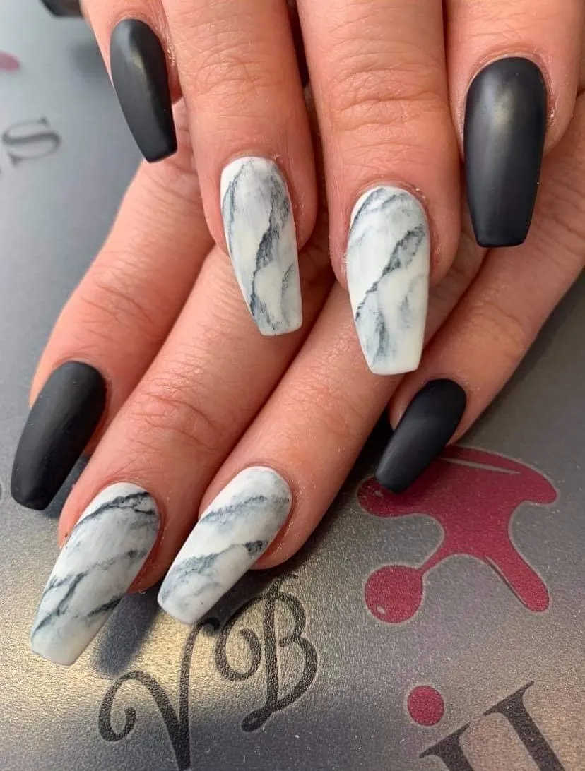 marble nail art